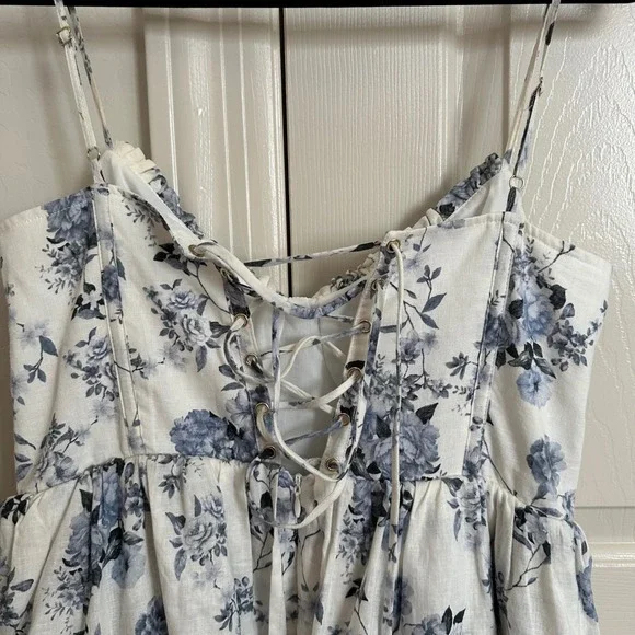House of Harlow 1960 Floral Maxi Dress Tiered Ruffle Lace Up Back White  Blue S